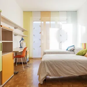 La Casa Di Cri Sul Naviglio , Milano Italia